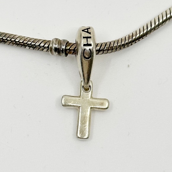 CHAMILIA sterling silver cross charm - GM1091 - Picture 1 of 3